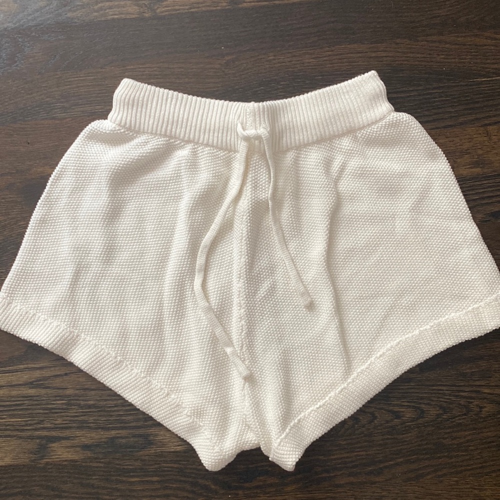 Knit shorts